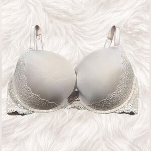 Torrid 38DD Push Up Plunge Bra Nude Beige Lace Underwire Padded Suppotive